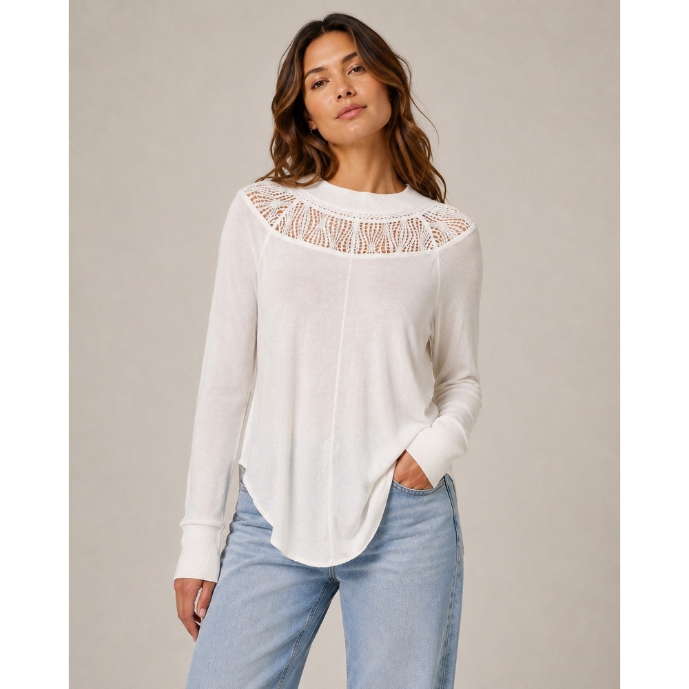 Ivory Spring Valley Lace Thermal Top Raw Hem Boho Oversize Medium